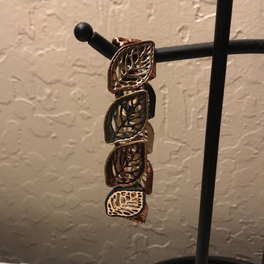 Leaves adjustable bracelet